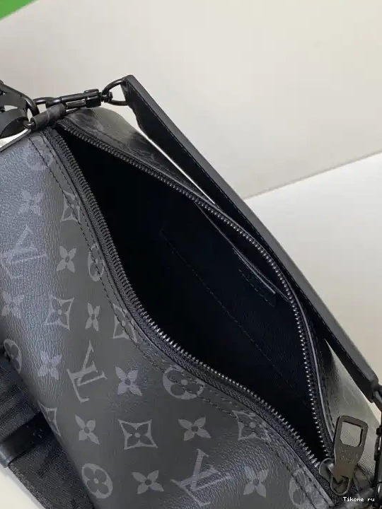 Cheap LOUIS Soft VUITTON PM Polochon 0511